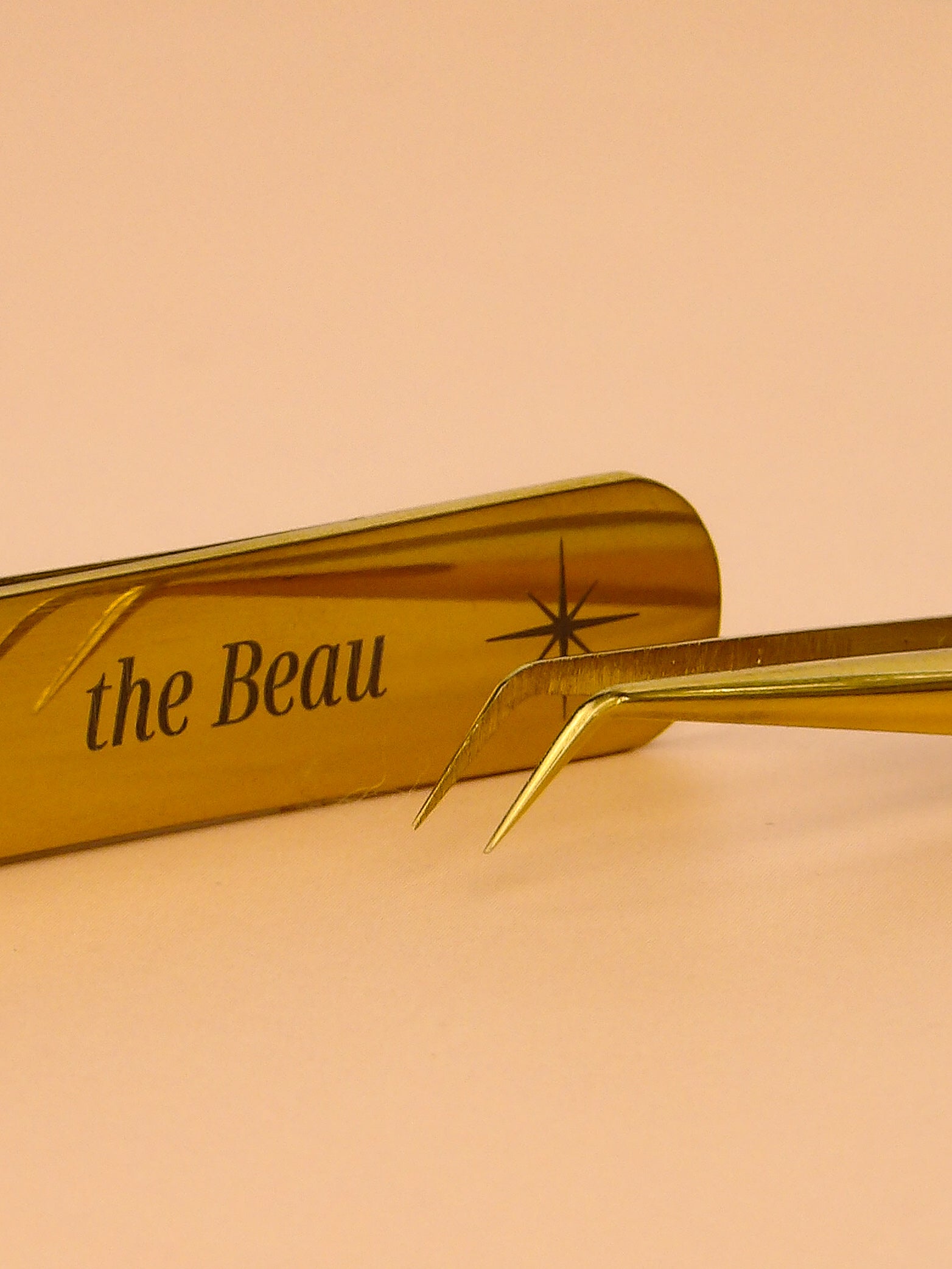The Beau | volume tweezer